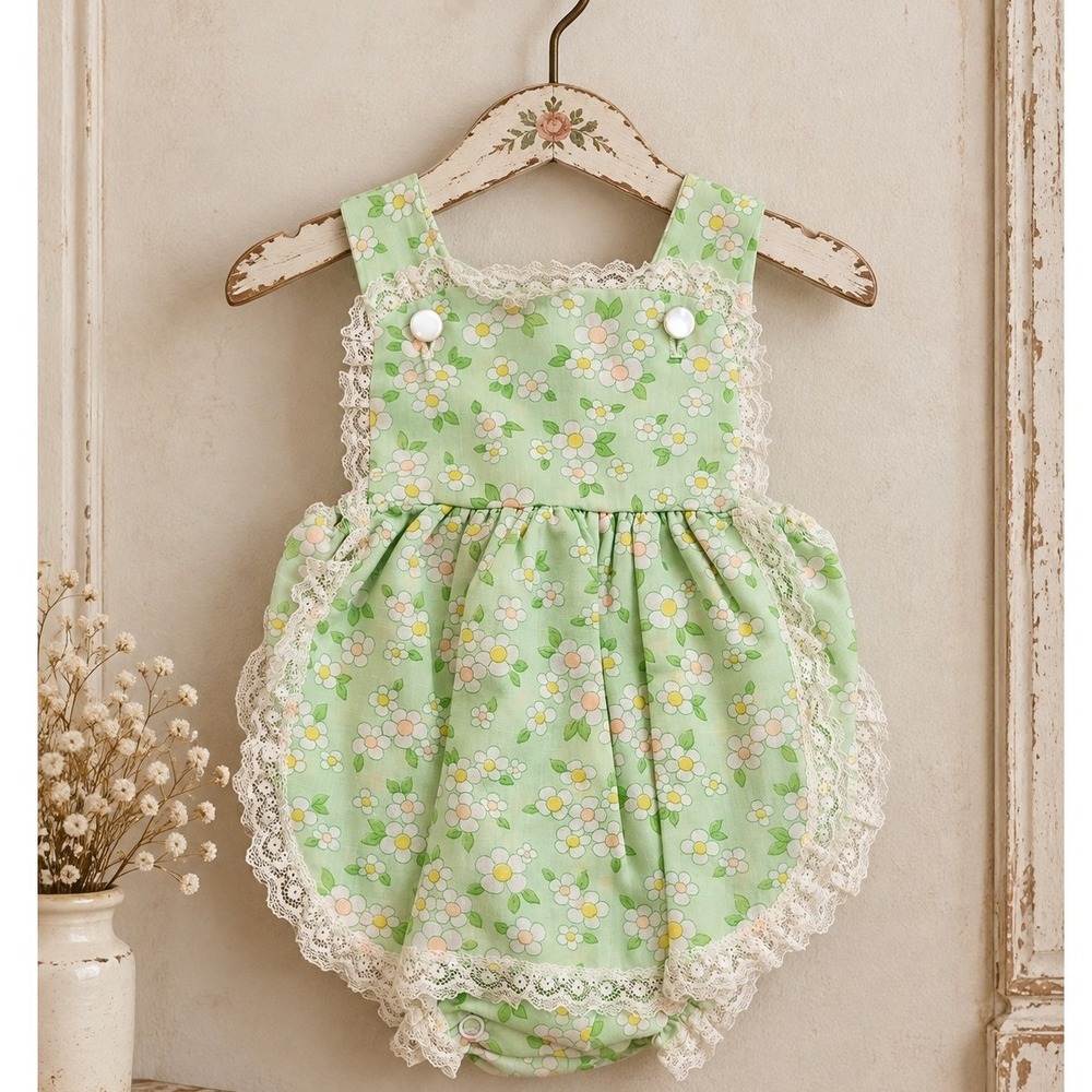 Baby Bliss Vintage Floral Lace Trim Sunsuit Romper Green Dainty Daisy Small